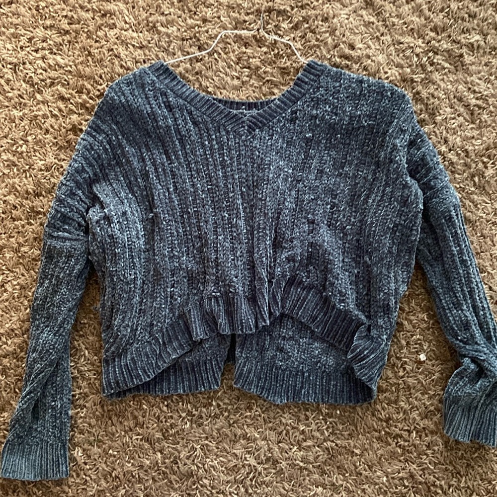 Wild Fables XS Velvet Cropped Sweater